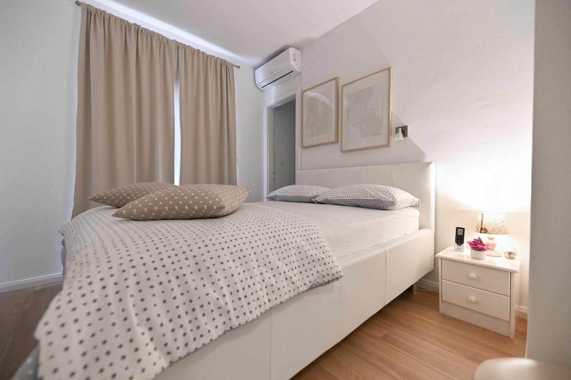Near Zadar City Center Apartment With Free Parking And Air Condition In Each Room Exterior foto